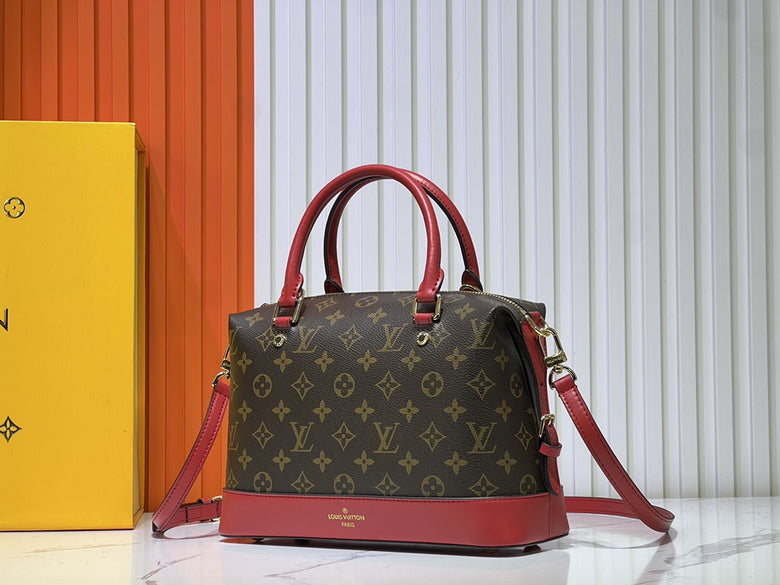 Bolsa LOUIS VUITTON
28x20x11.5cm