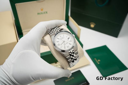 Rolex lady date just 28 mm