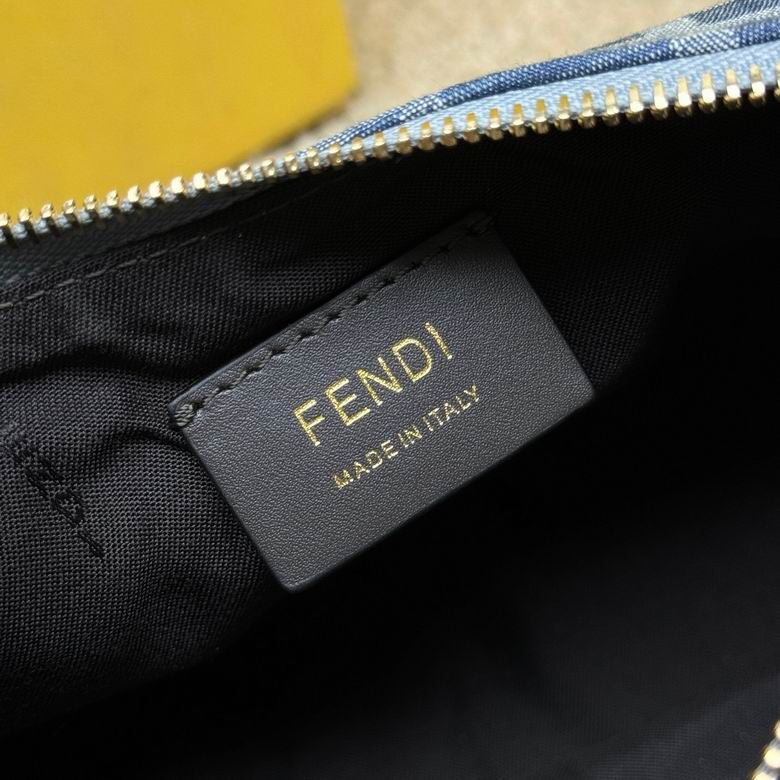 Bolsa Fendi 20X13X7.5cm