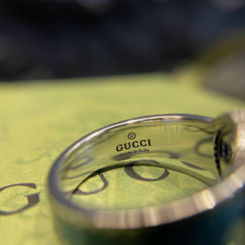 Anillo Gucci