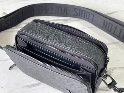 Cartera Louis Vuitton Alpha Wearable 18.5x11x6.5 cm